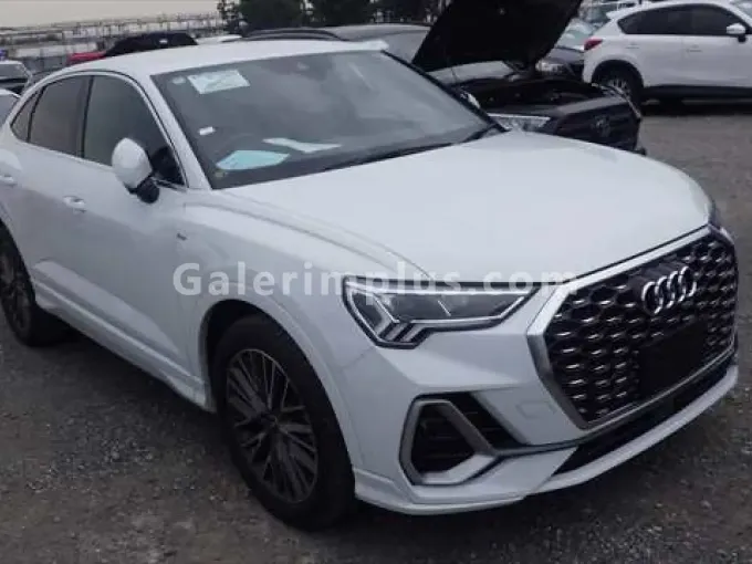 2023 Audi Q3 1.5 TFSİ Sport Benzin Otomatik Lefkoşa İlan görseli - GalerimPlus