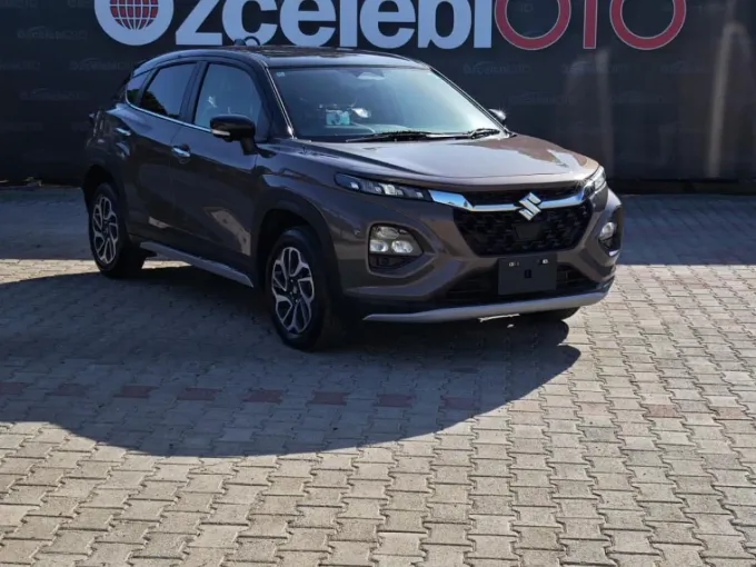 2025 Suzuki Fronx Benzin Otomatik Lefkoşa İlan görseli - GalerimPlus