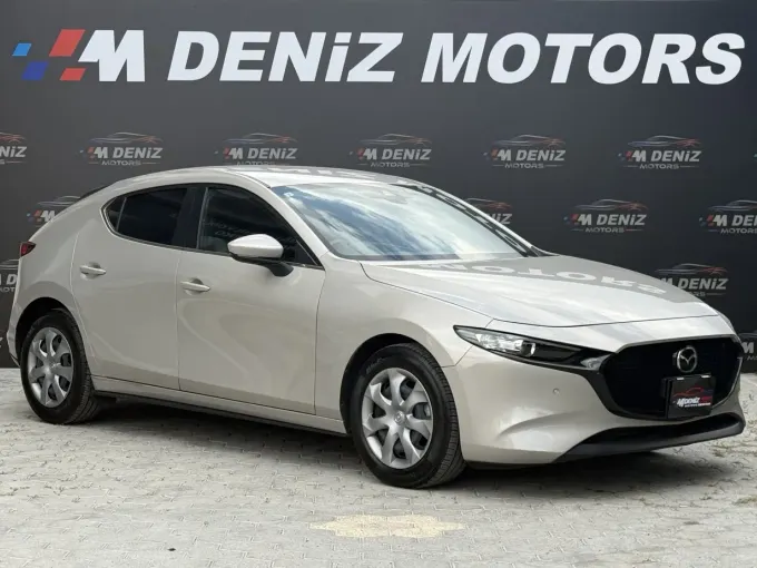 2023 Mazda Mazda 3 Benzin Otomatik Lefkoşa İlan görseli - GalerimPlus