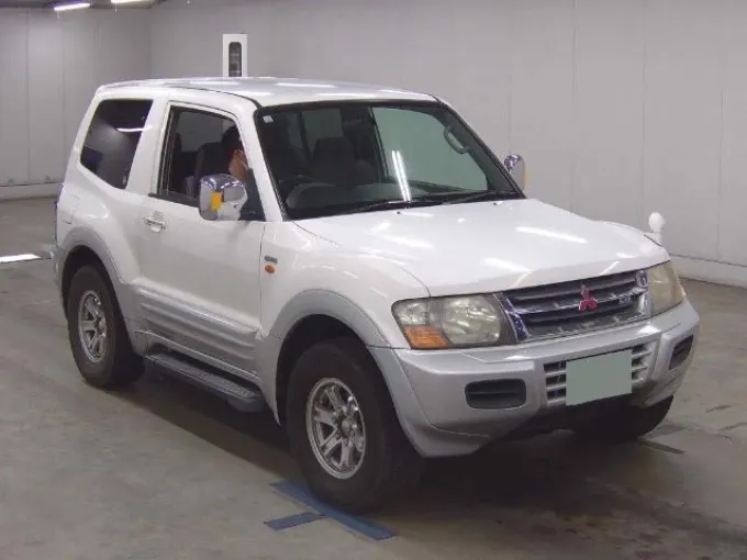 1999 Mitsubishi Pajero 3.2 DI Benzin Otomatik Lefkoşa İlan görseli - GalerimPlus