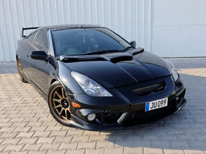 2005 Toyota Celica