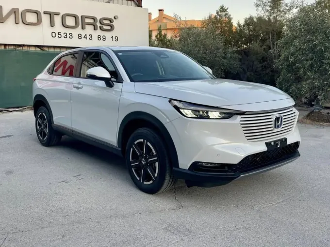 2024 Honda Vezel 1.5 i-VTEC Hybrid Automatic Benzin Otomatik Lefkoşa İlan görseli - GalerimPlus
