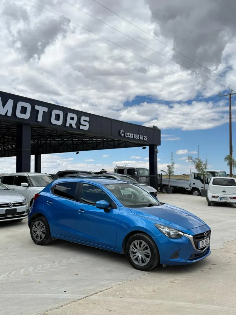 2015 Mazda Demio