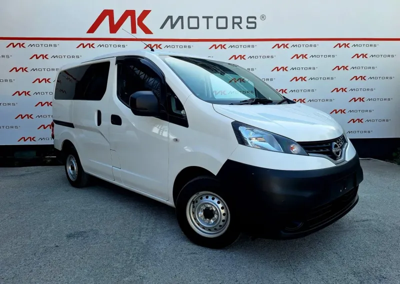 2022 Nissan NV200