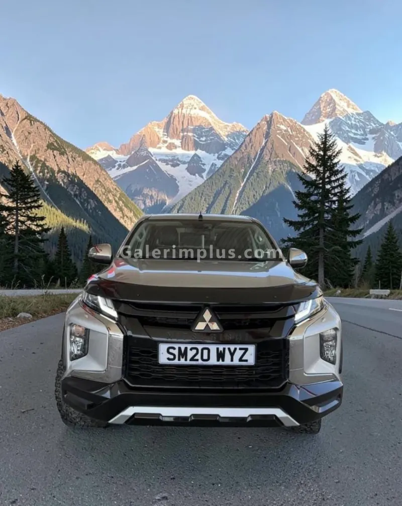 2020 Model Otomatik Mitsubishi L 200