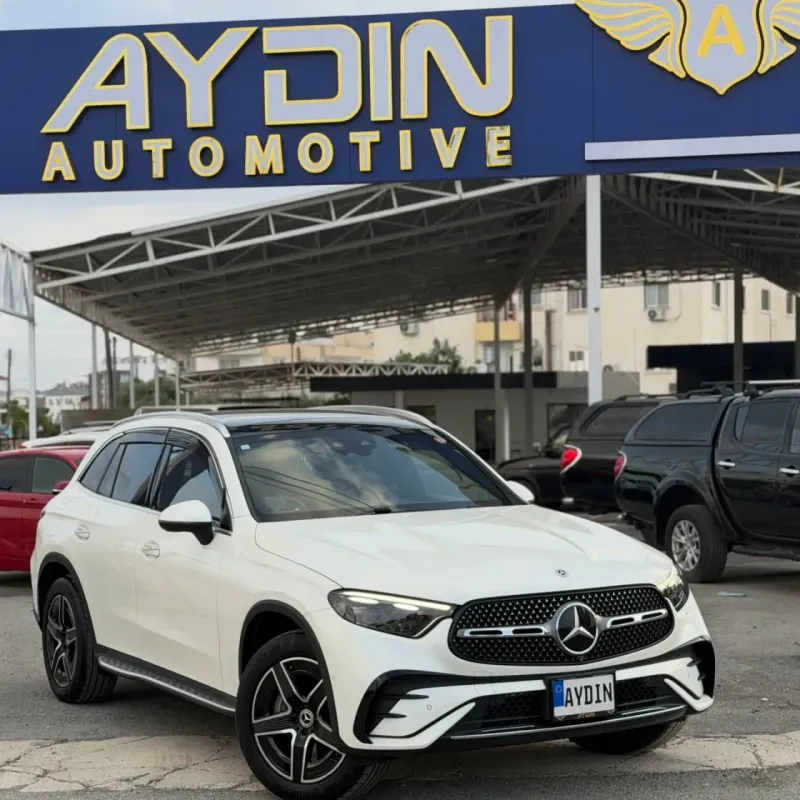2023 Mercedes-Benz GLC