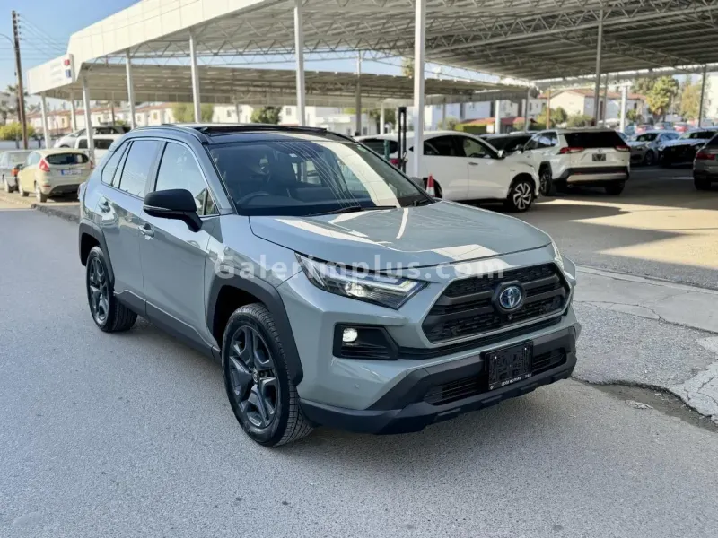 2023 Toyota RAV4