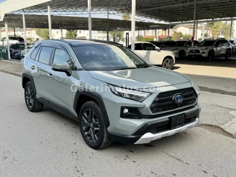 2023 Toyota RAV4