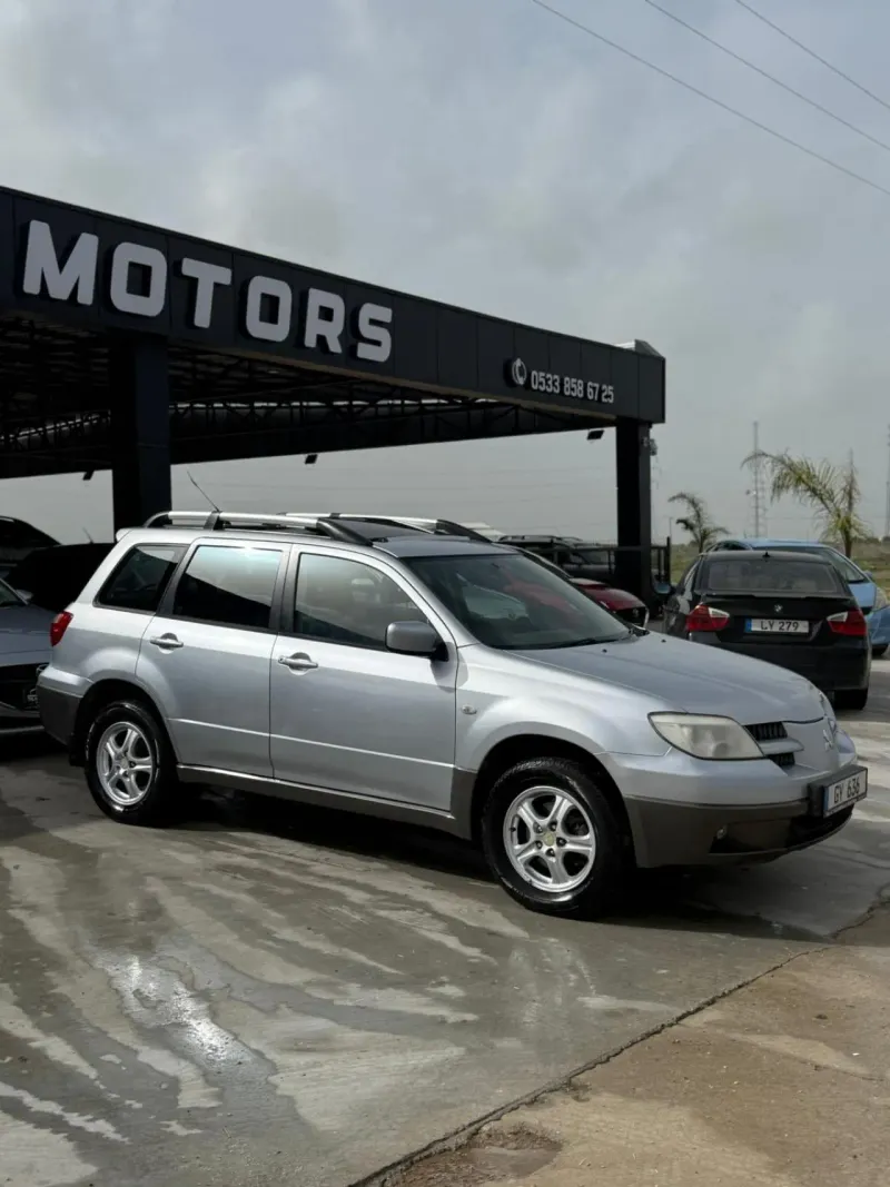 2005 Mitsubishi Outlander