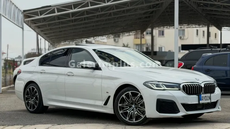2022 Model Otomatik BMW 5 Serisi