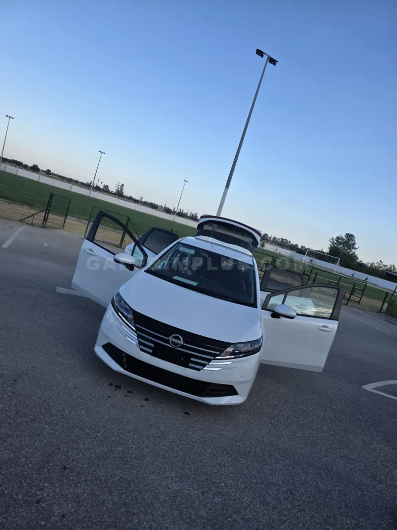 2025 Nissan Note 1.2 e-POWER e-POWER X