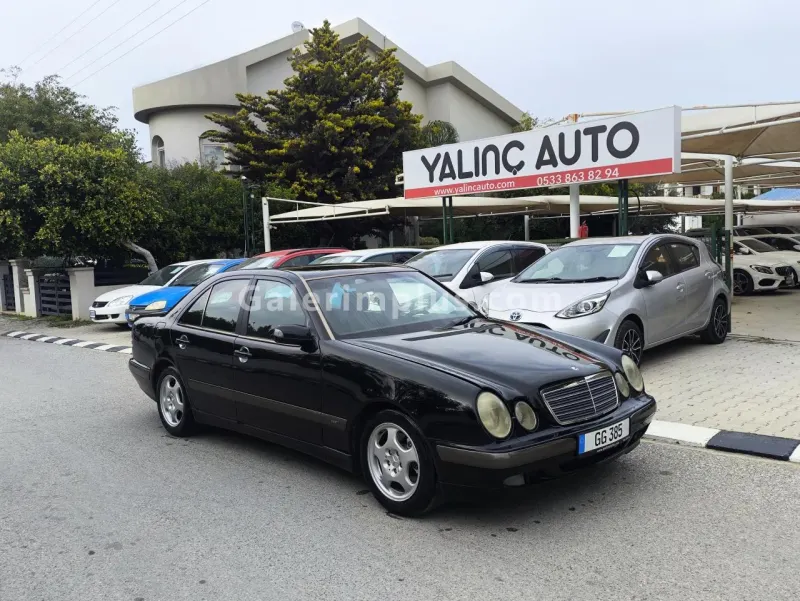 2001 Model Otomatik Mercedes-Benz E Serisi