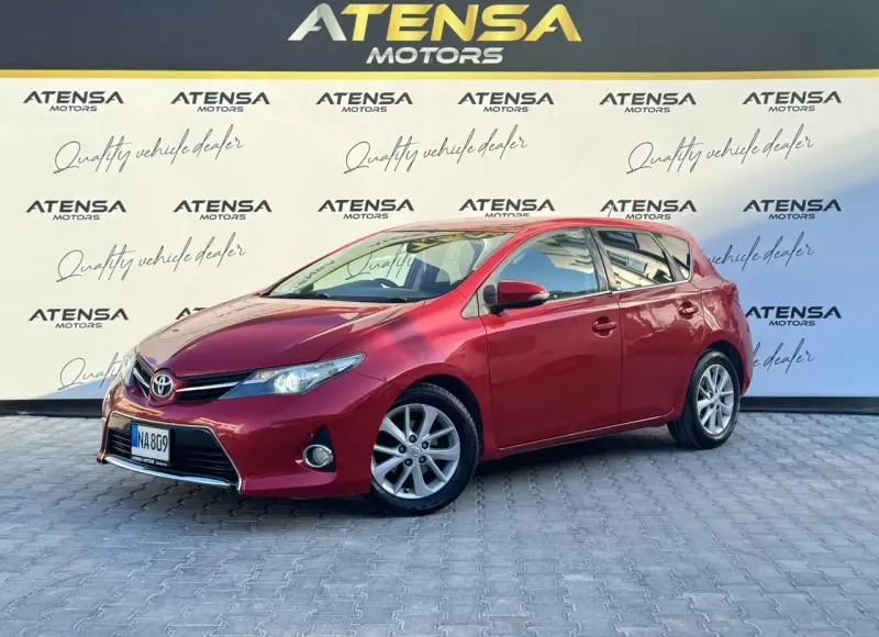 2012 Toyota Auris