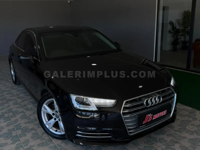 2018 Audi A4 A4 Sedan Premium