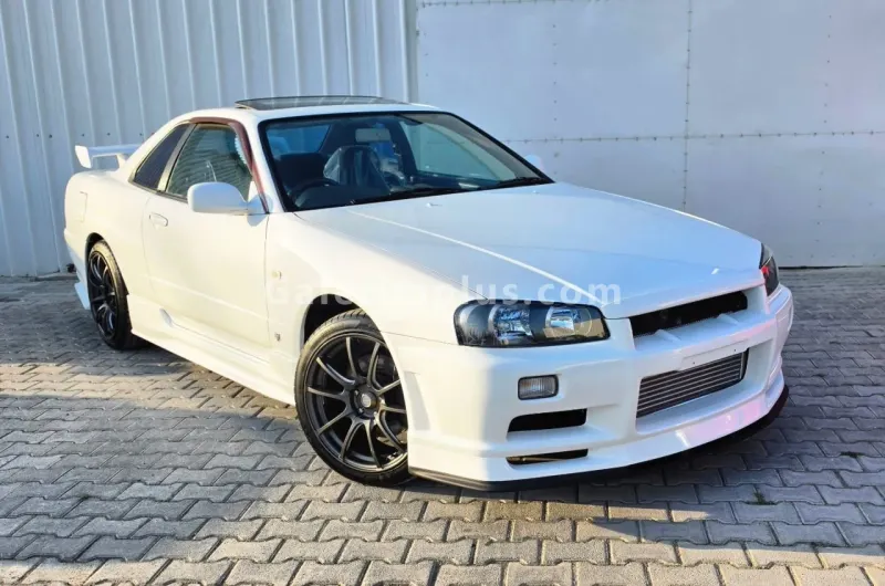 2001 Model Düz Nissan Skyline