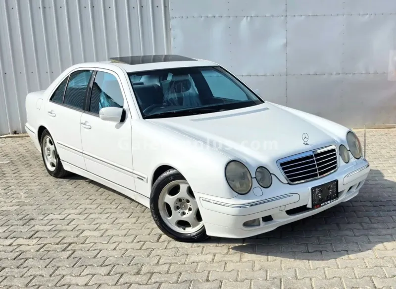 2001 Model Otomatik Mercedes-Benz E Serisi