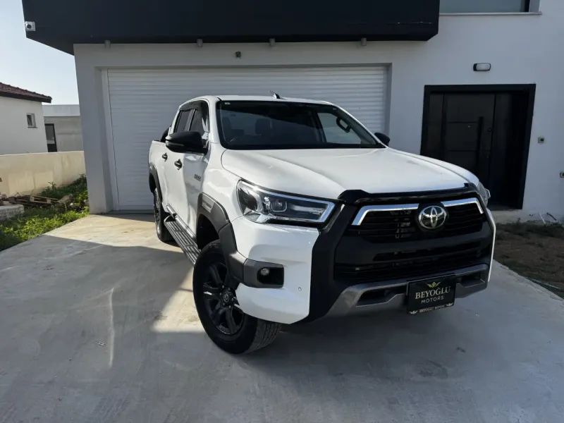 2022 Toyota Hilux