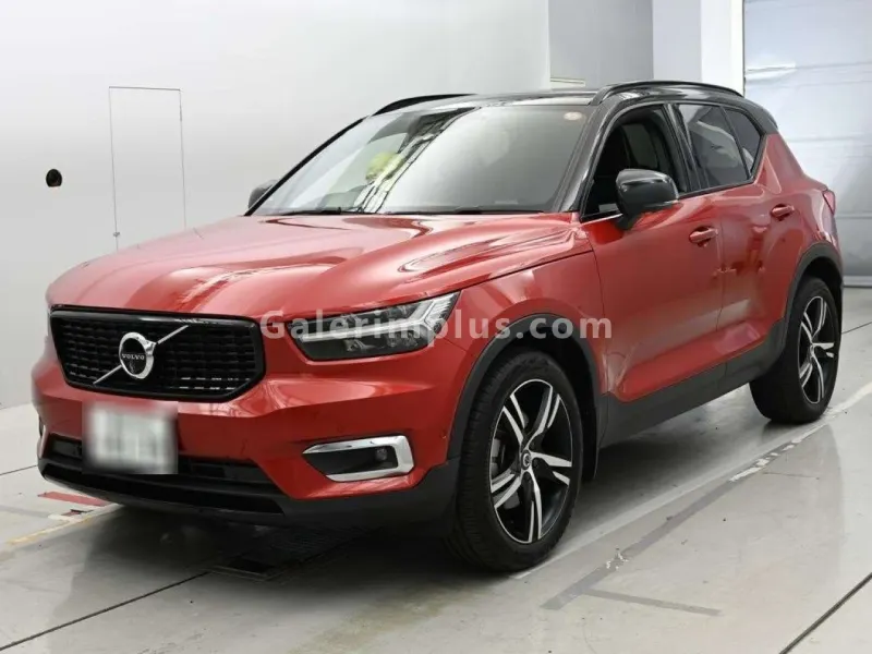 2022 Model Otomatik Volvo XC40