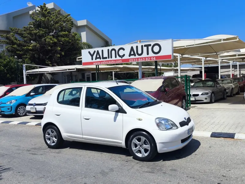 1999 Toyota Vitz