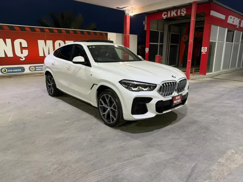 2022 BMW X6