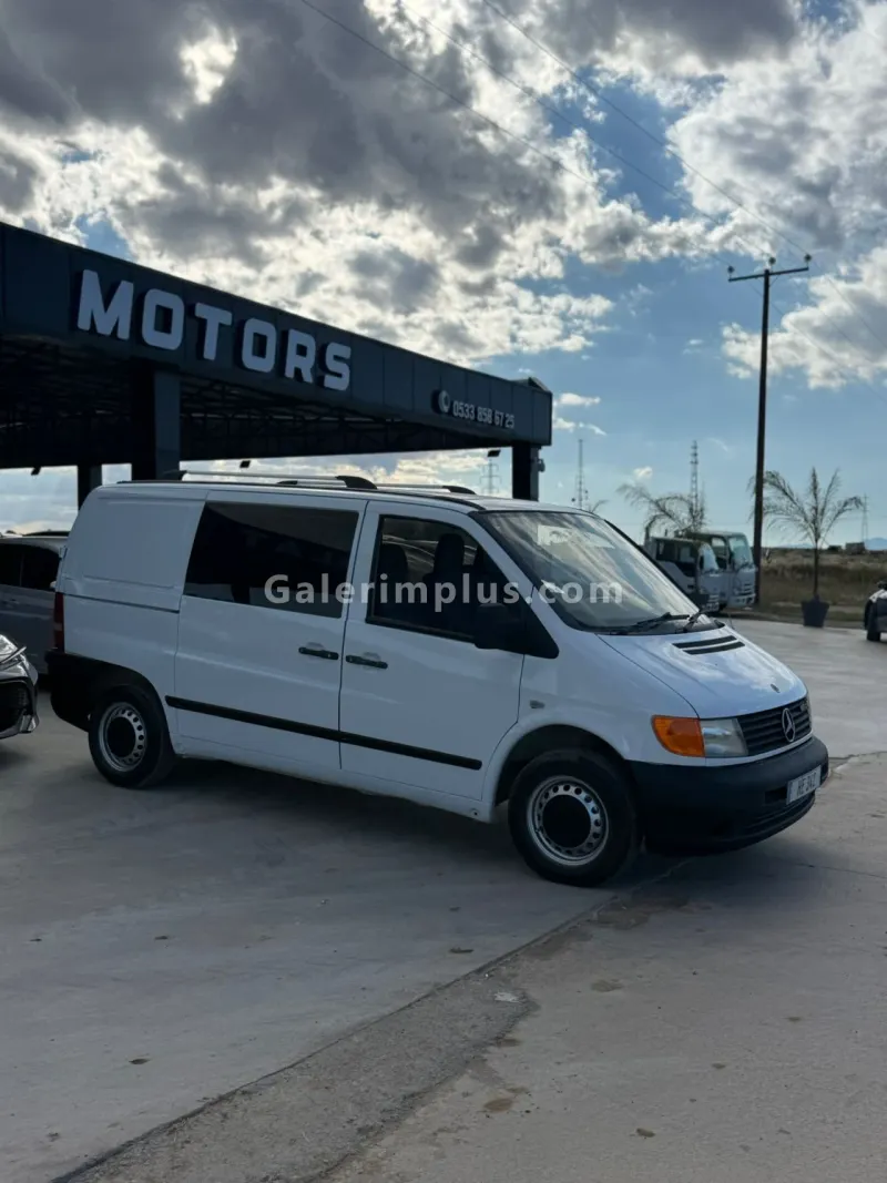 2002 Model Düz Mercedes - Benz Vito
