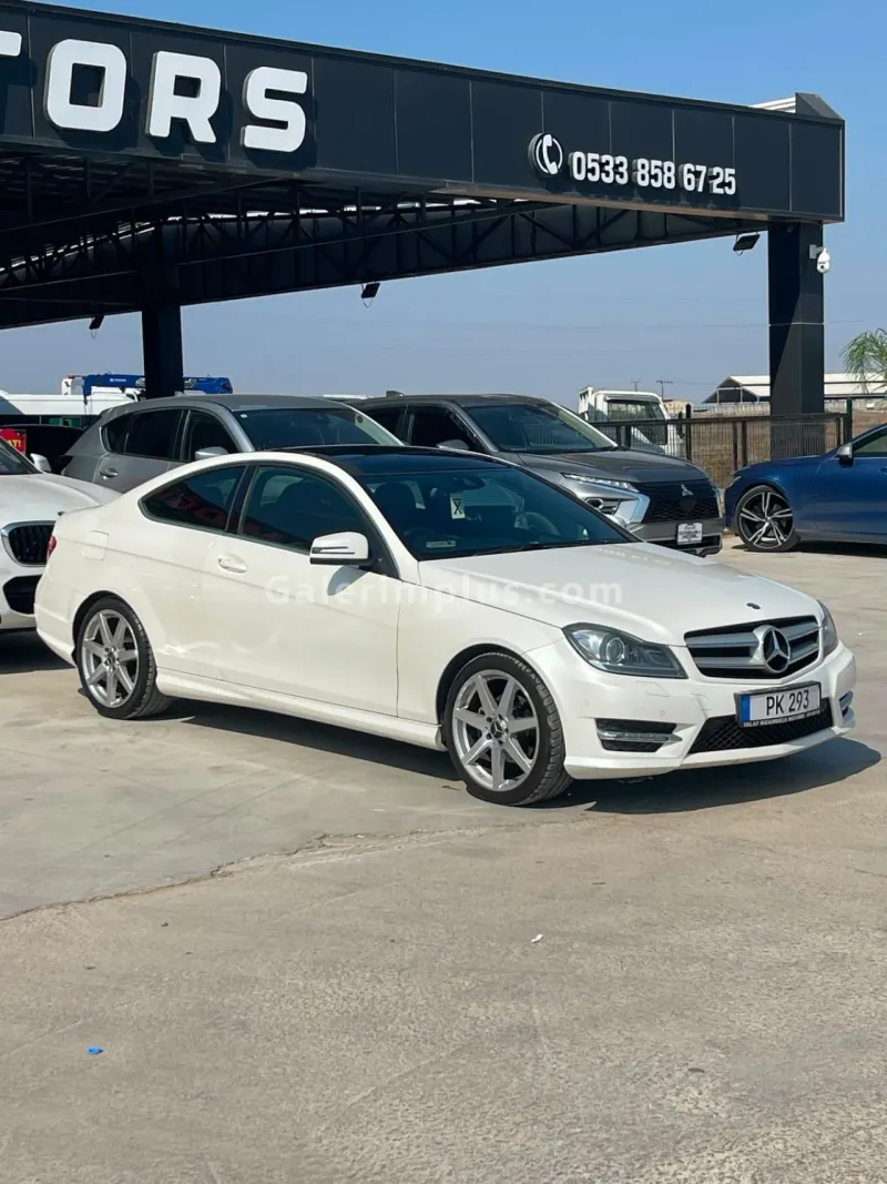 2013 Model Otomatik Mercedes-Benz C Serisi