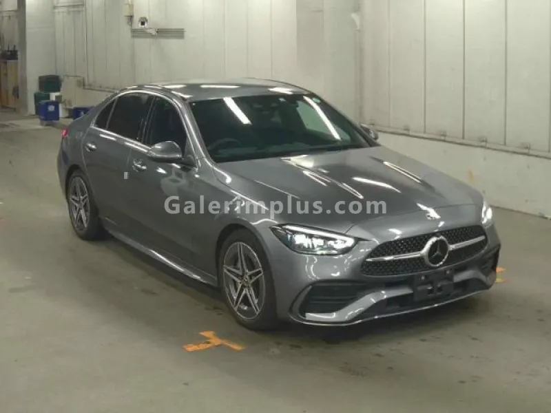 2023 Model Otomatik Mercedes-Benz C Serisi