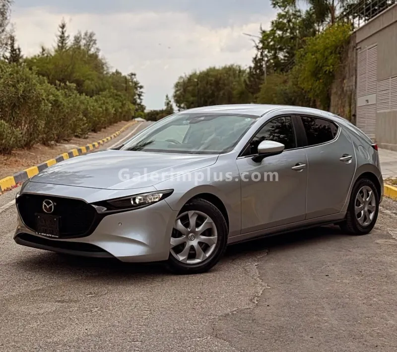 2023 Model Otomatik Mazda 3