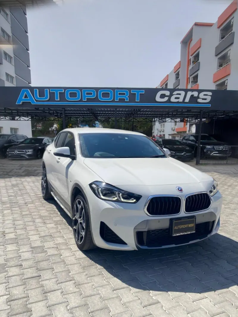 2022 BMW X2