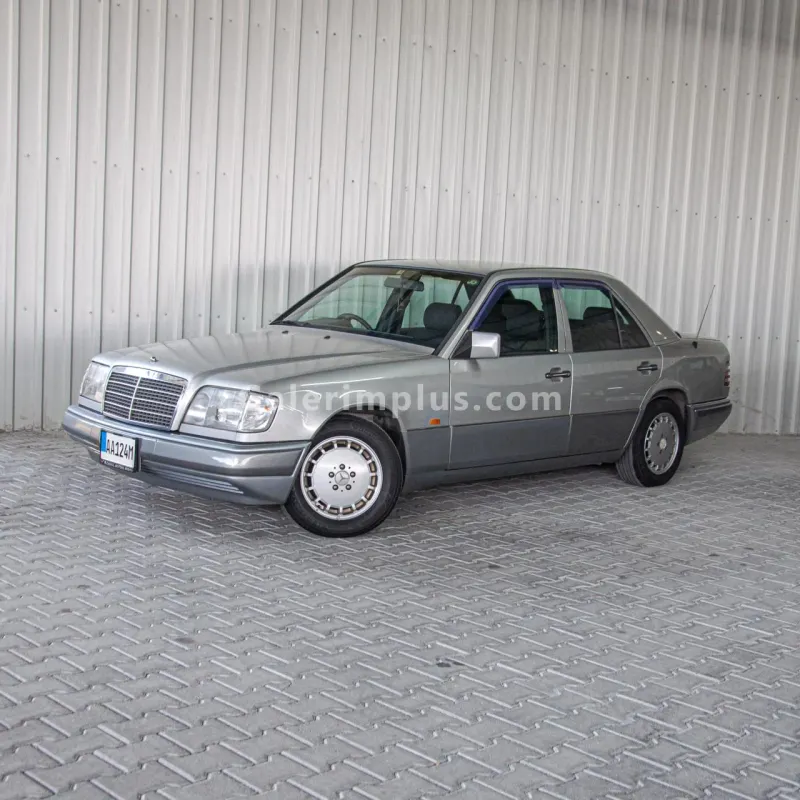 1995 Model Otomatik Mercedes-Benz E Serisi