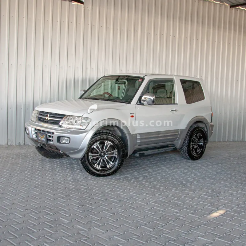 2002 Model Otomatik Mitsubishi Pajero