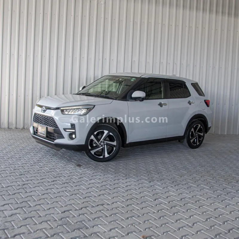 2022 Model Otomatik Toyota Raize