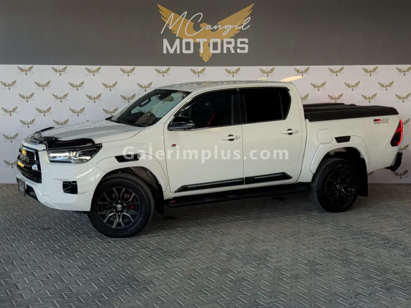 2023 Model Otomatik Toyota Hilux