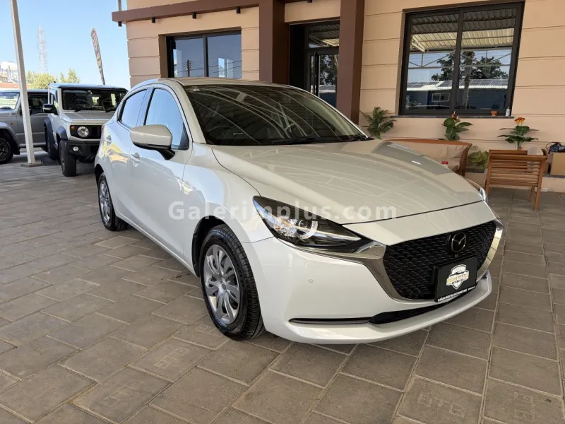 2023 Model Otomatik Mazda 2