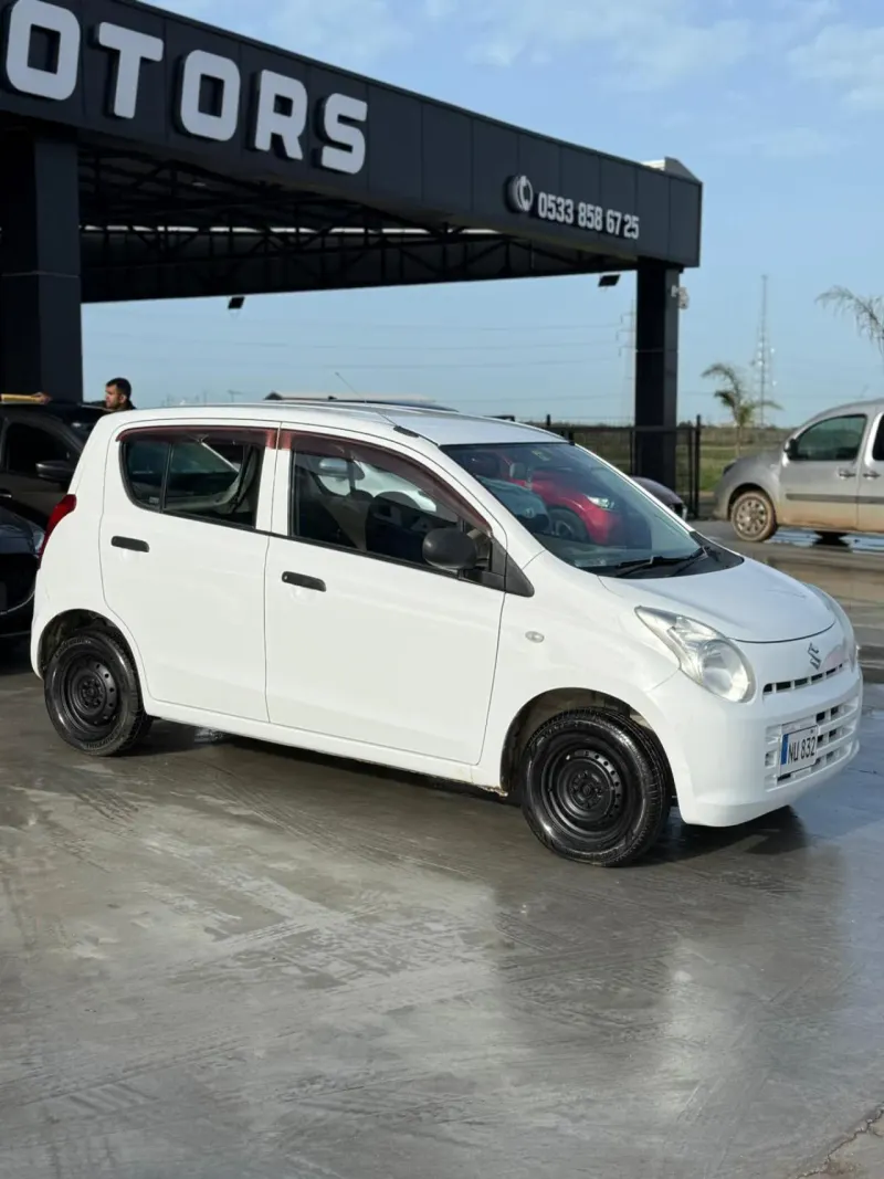 2011 Suzuki Alto