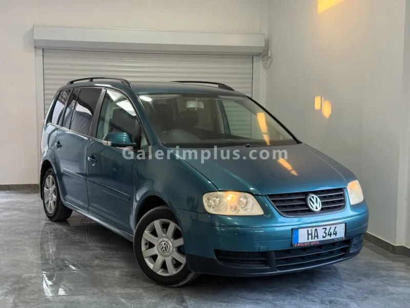 2004 Model Otomatik Volkswagen Touran