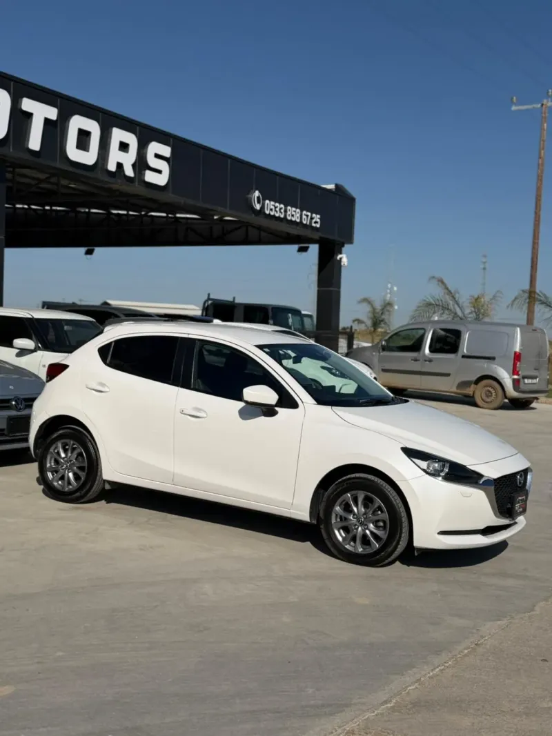 2022 Mazda Mazda 2