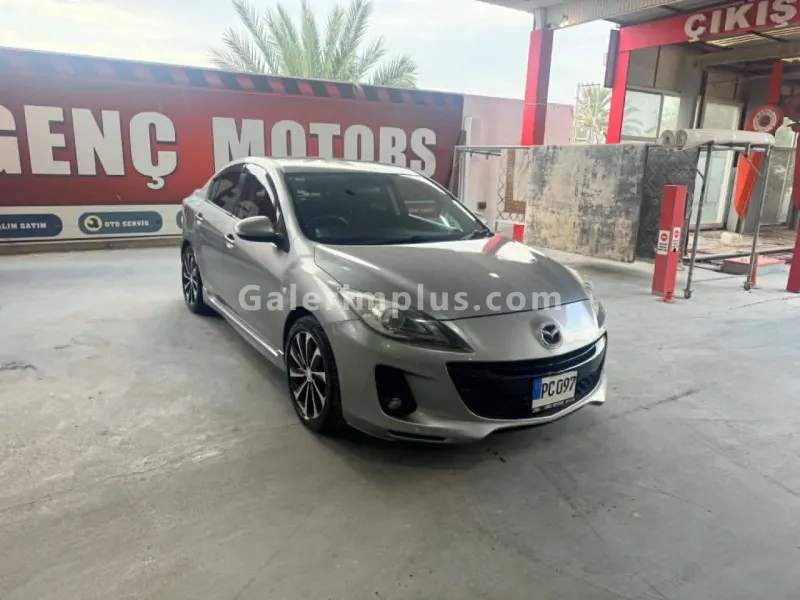 2011 Model Otomatik Mazda Axela