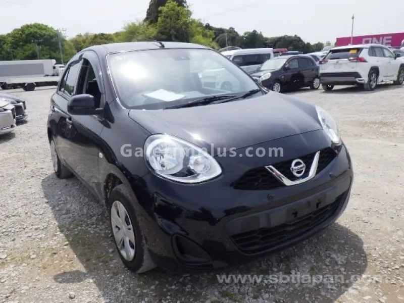 2022 Nissan March