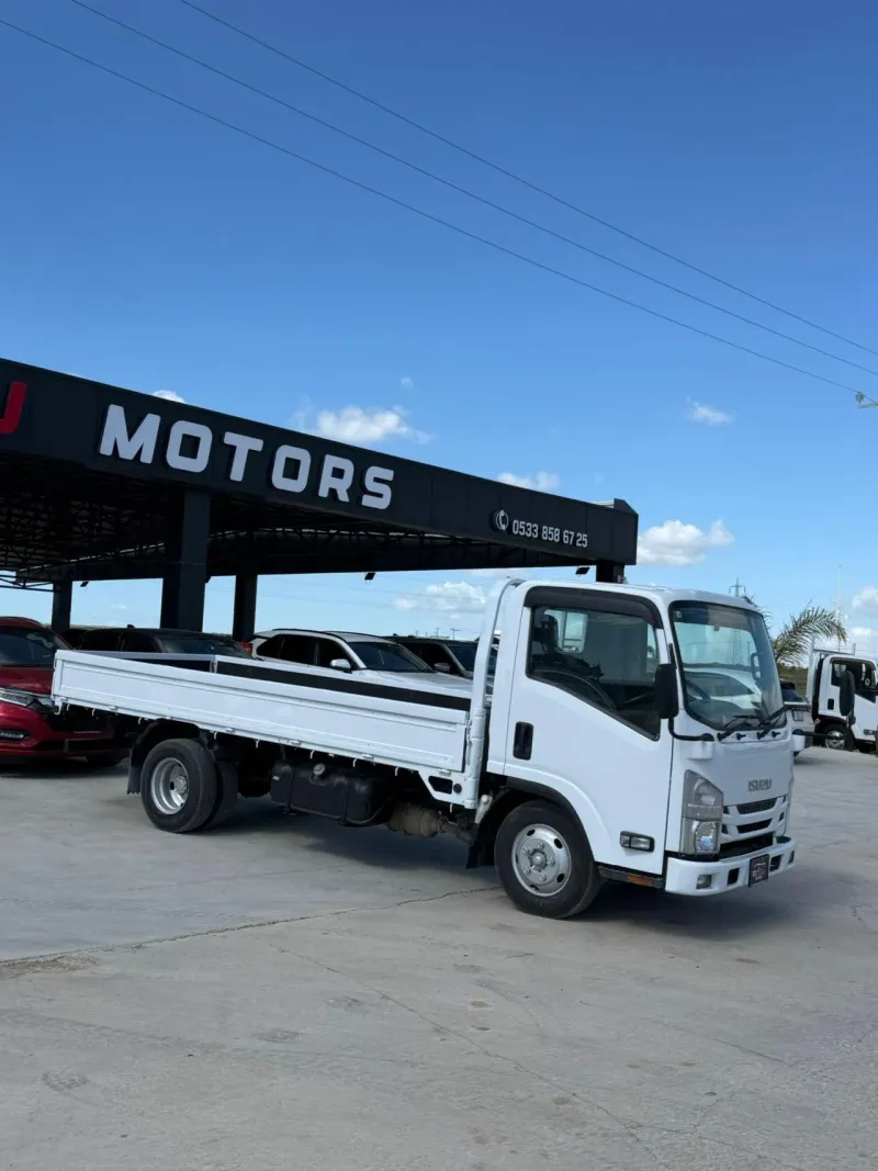 2017 Isuzu Kamyon &