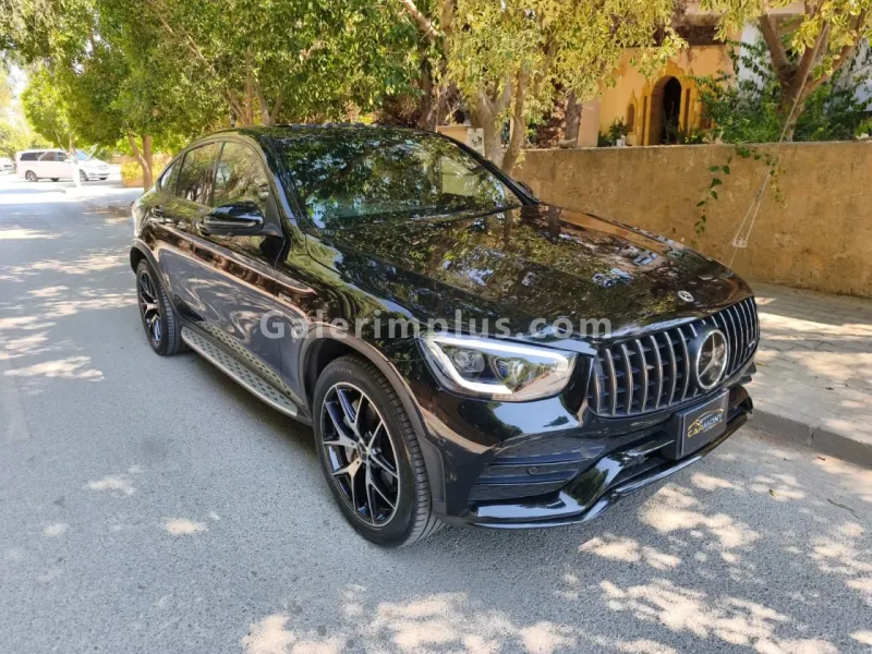 2021 Mercedes-Benz GLC