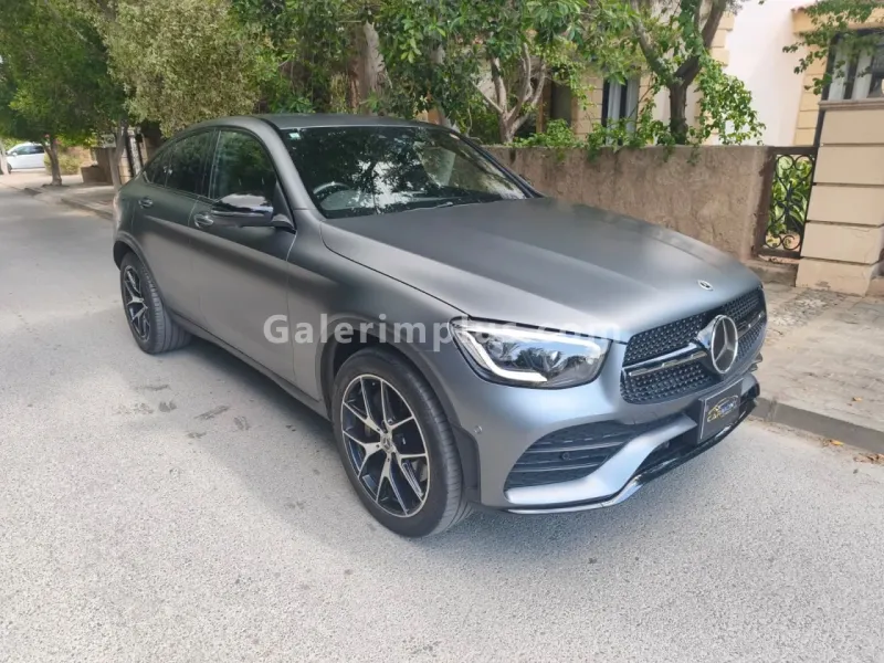 2021 Mercedes-Benz GLC