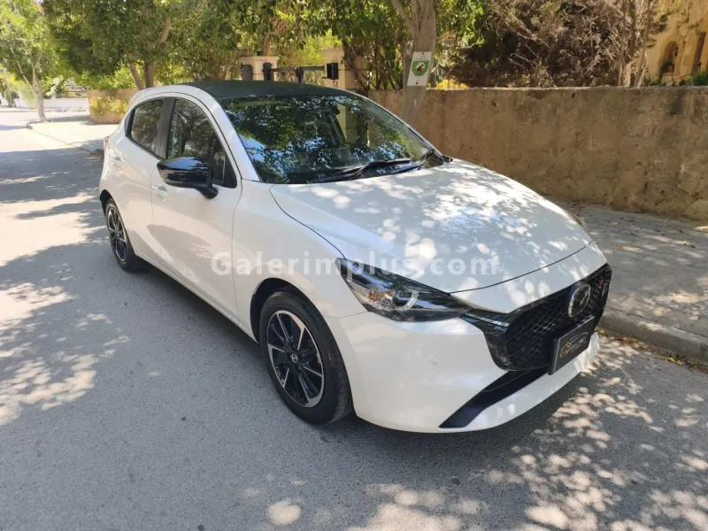 2023 Mazda Mazda 2